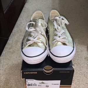Gold converse size 2
